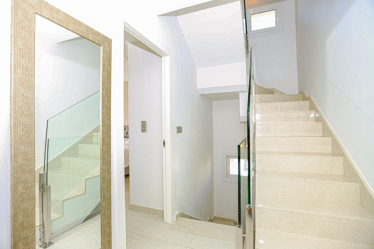 ShowFeedImage House – Detached Villa in Rojales