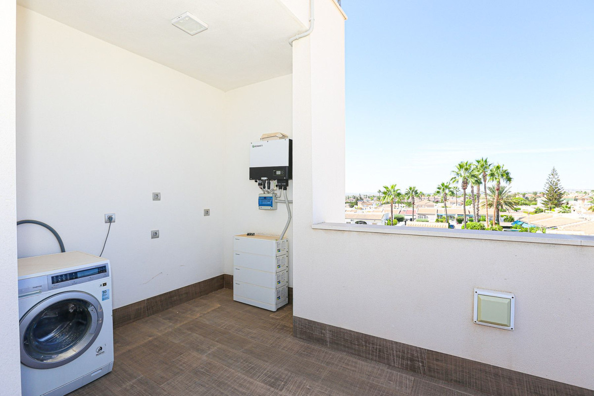 ShowFeedImage House – Detached Villa in Rojales