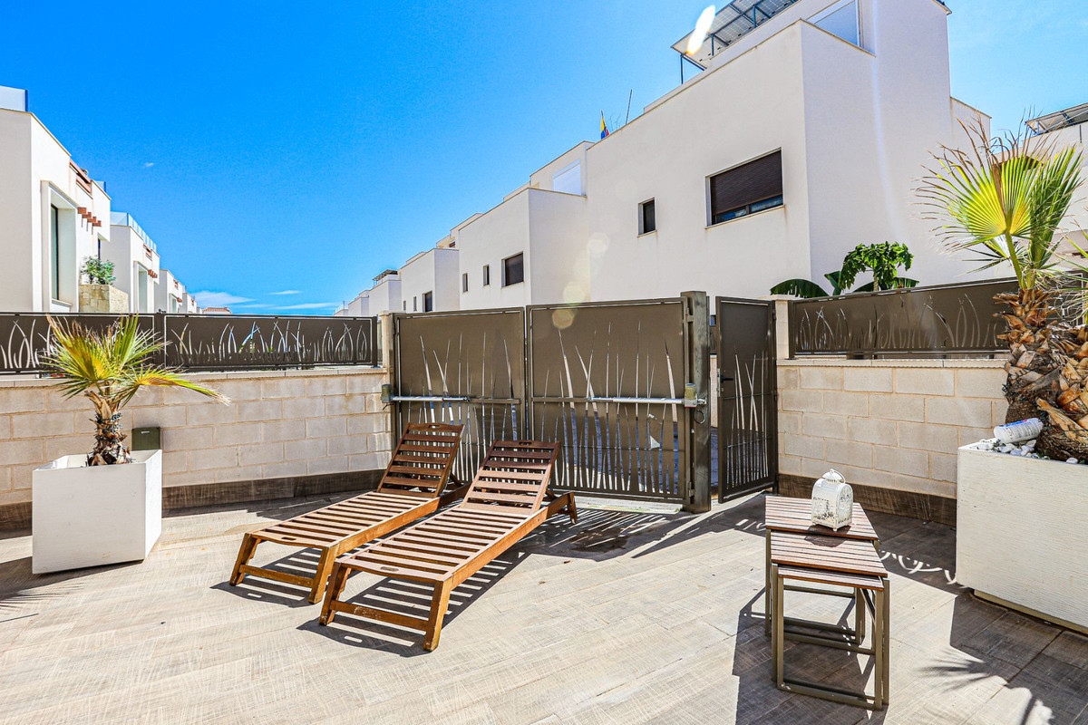 ShowFeedImage House – Detached Villa in Rojales