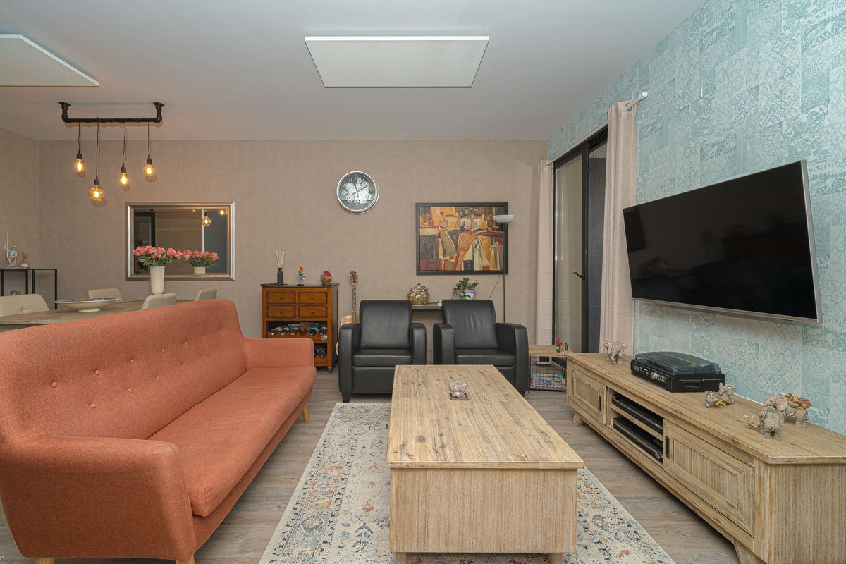 ShowFeedImage Apartment – Middle Floor Apartment in Formentera del Segura