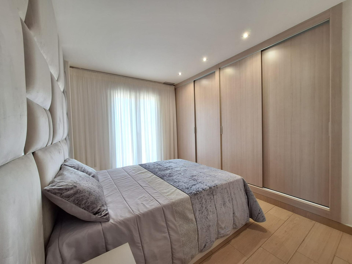 House – Detached Villa in Torrevieja