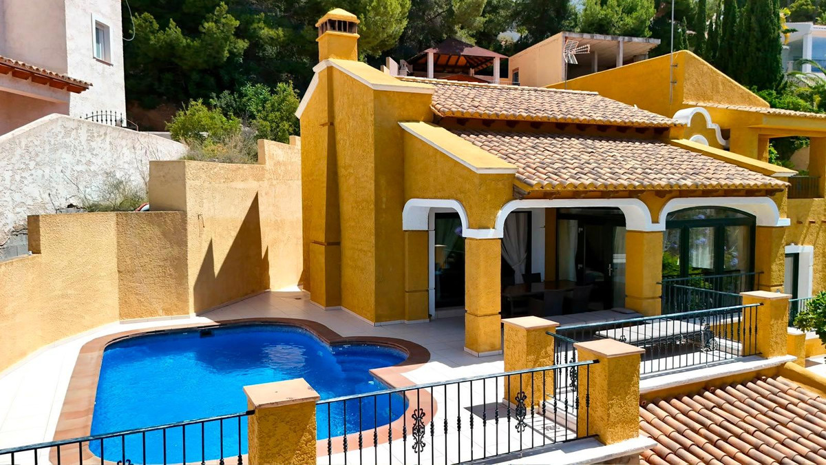 House – Bungalow in Altea