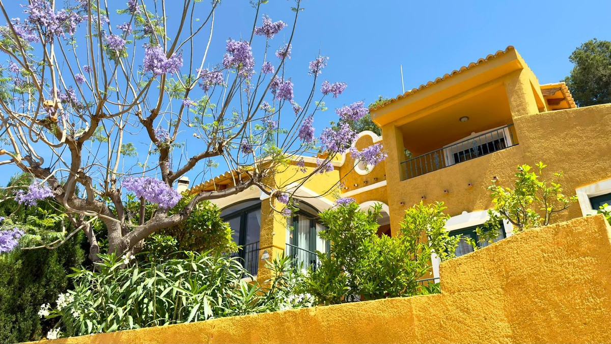 House – Bungalow in Altea