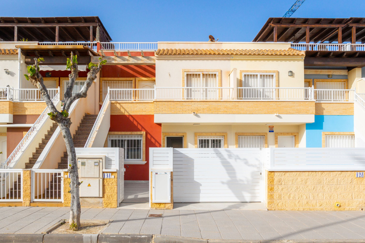 ShowFeedImage Apartment – Middle Floor Apartment in Pilar de la Horadada