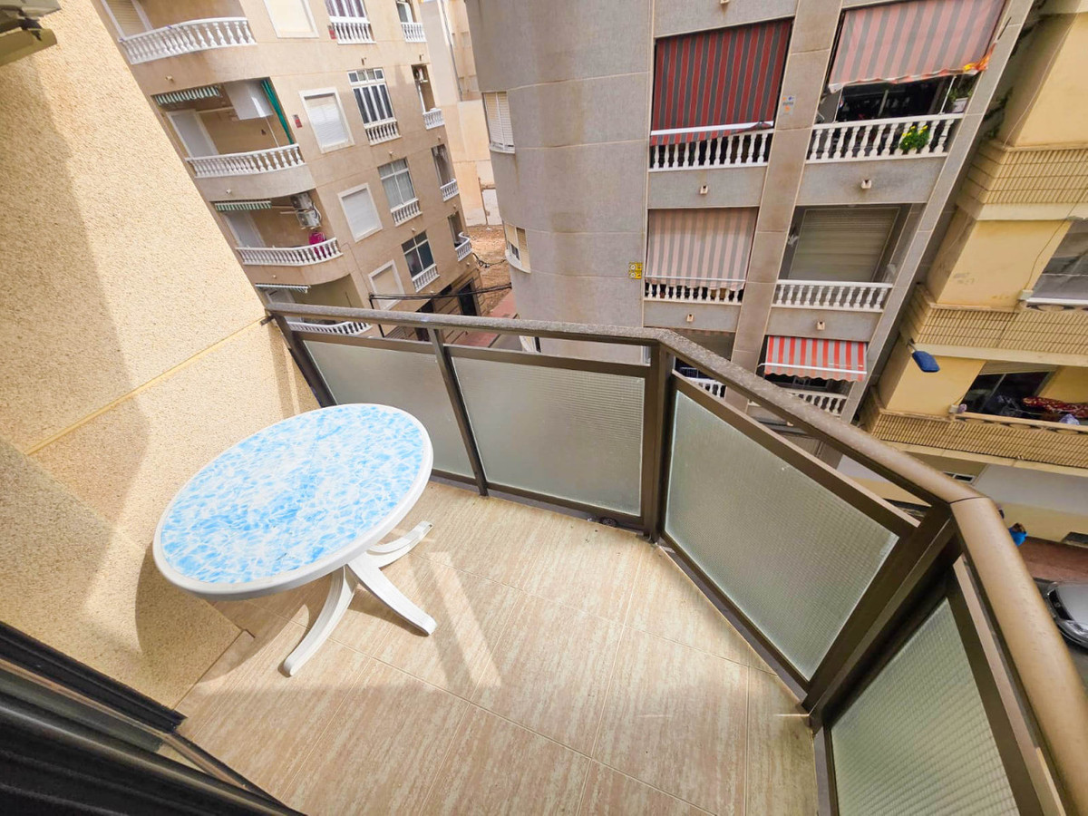 Apartment – Ground Floor Apartment in Torrevieja