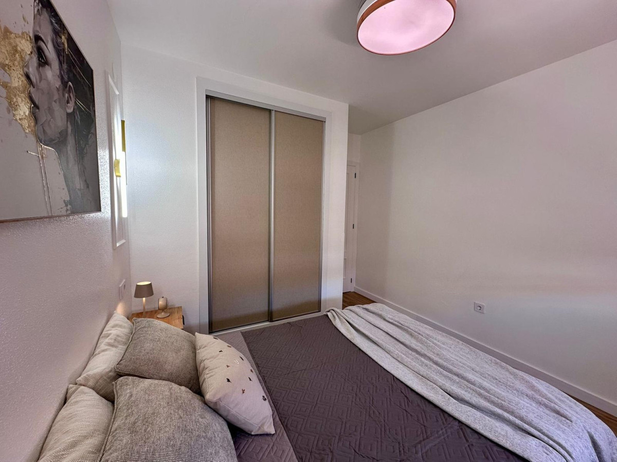 ShowFeedImage Apartment – Middle Floor Apartment in Torrevieja