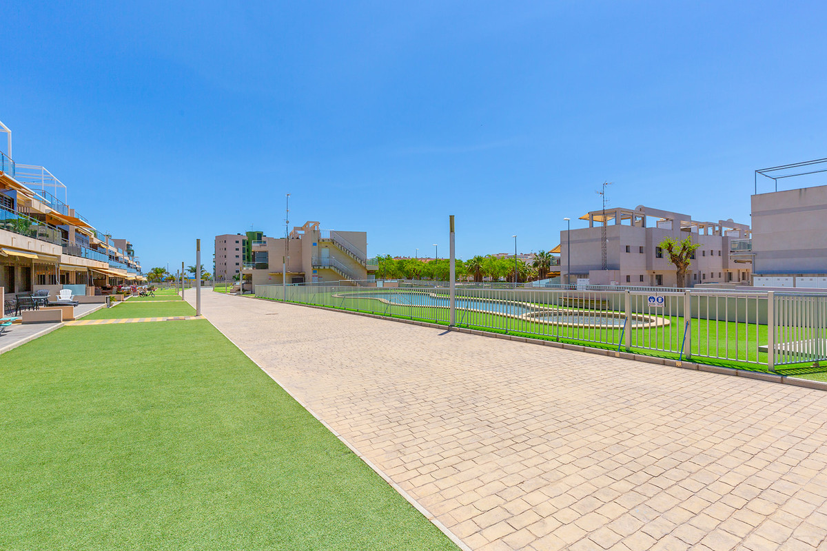 Apartment – Ground Floor Apartment in Pilar de la Horadada
