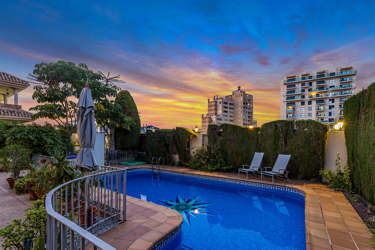 ShowFeedImage House – Detached Villa in Torrevieja