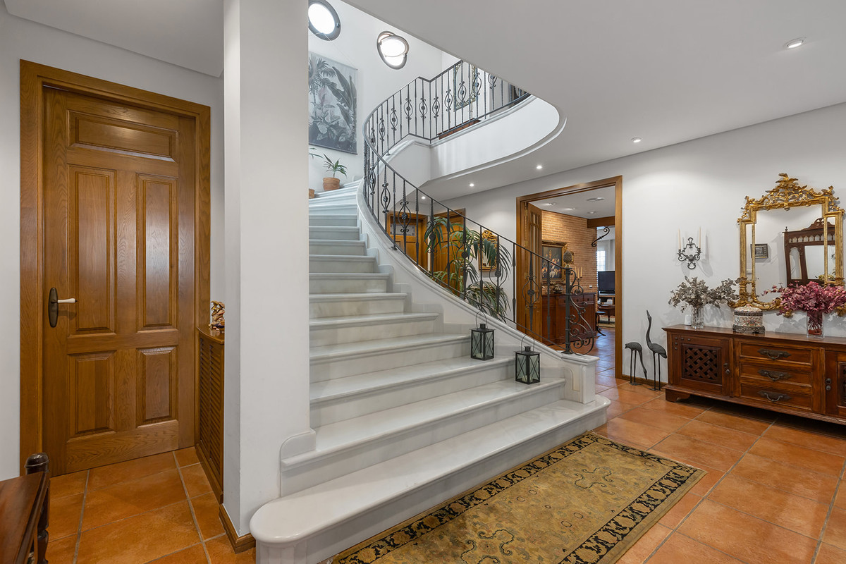 ShowFeedImage House – Detached Villa in Torrevieja