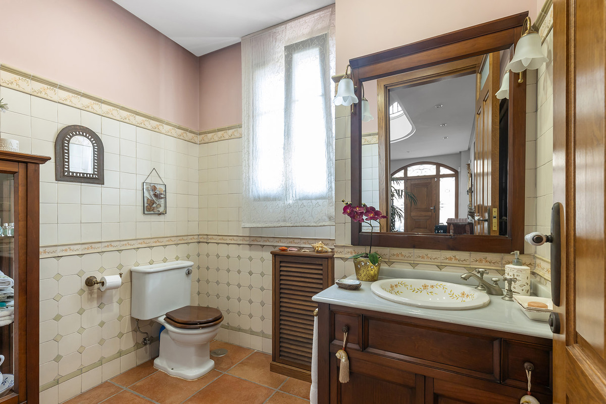 ShowFeedImage House – Detached Villa in Torrevieja