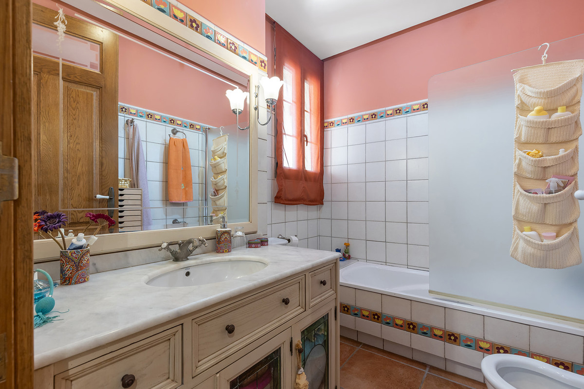 ShowFeedImage House – Detached Villa in Torrevieja