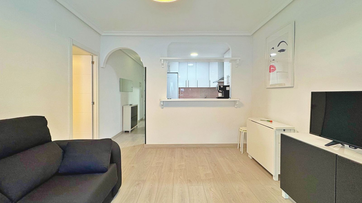 Apartment – Ground Floor Apartment in Torrevieja