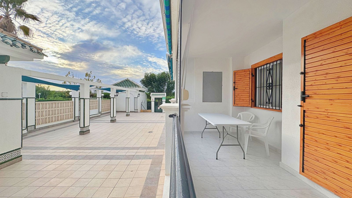 Apartment – Ground Floor Apartment in Torrevieja