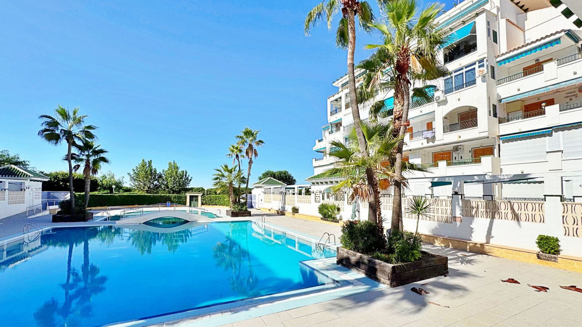 Apartment – Ground Floor Apartment in Torrevieja