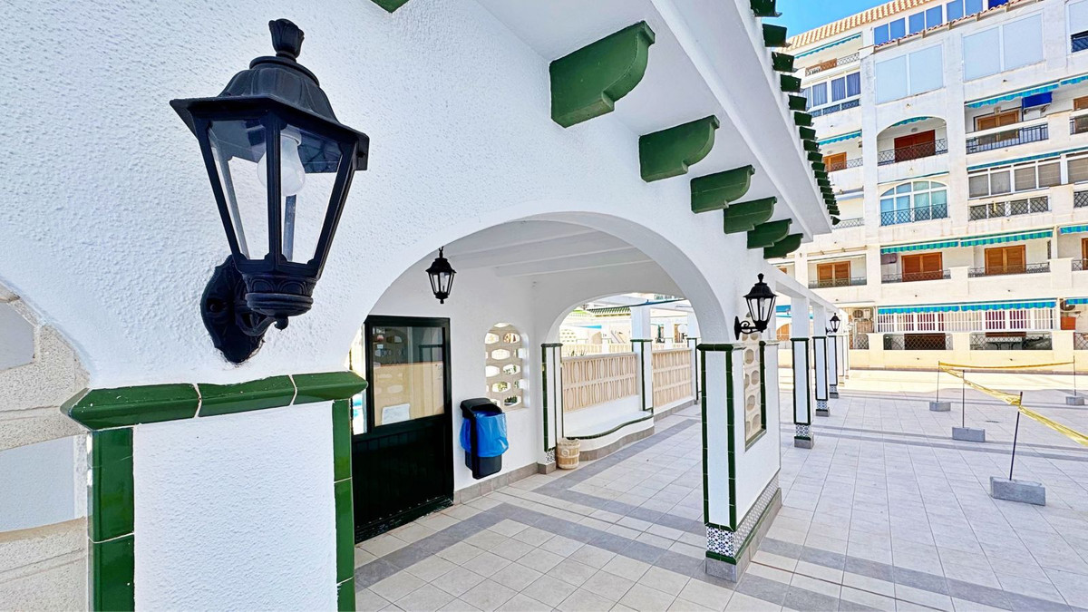 Apartment – Ground Floor Apartment in Torrevieja