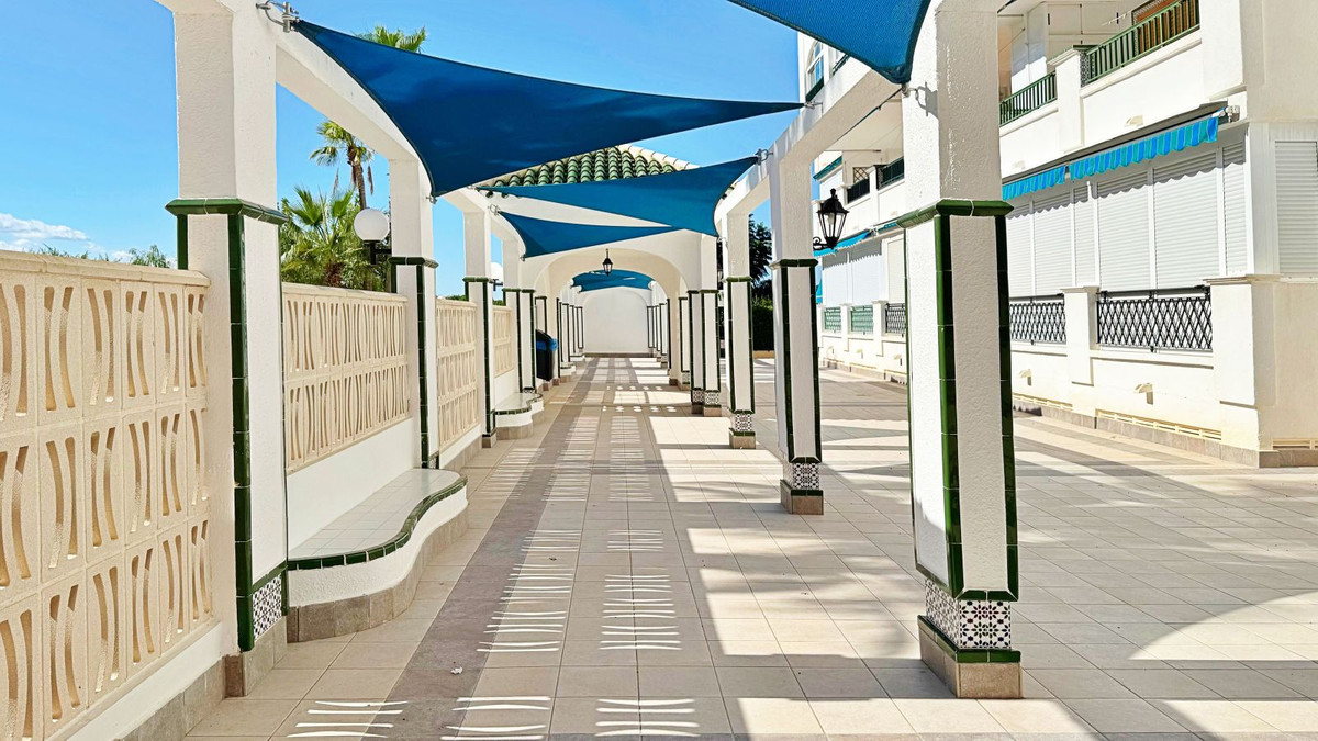Apartment – Ground Floor Apartment in Torrevieja