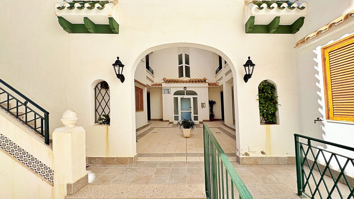Apartment – Ground Floor Apartment in Torrevieja