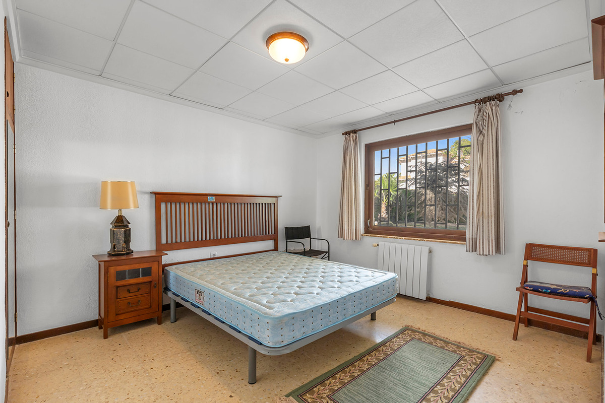 ShowFeedImage House – Detached Villa in Orihuela