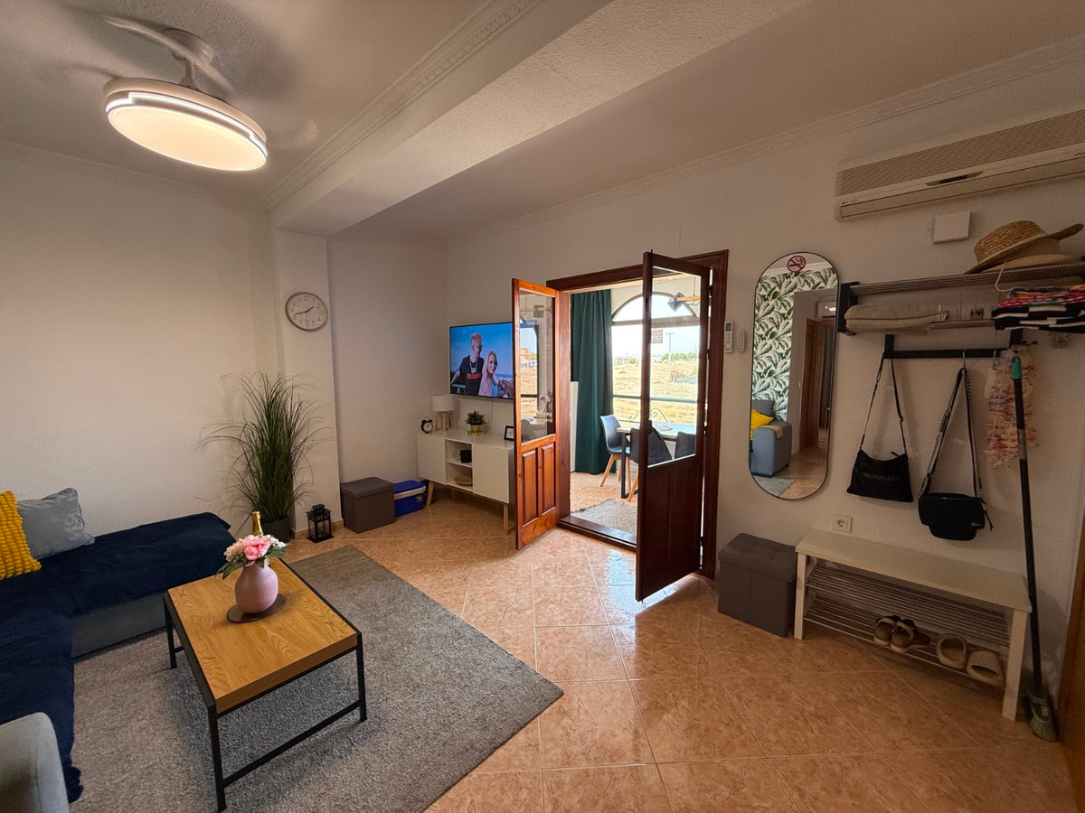ShowFeedImage Apartment – Middle Floor Apartment in Torrevieja