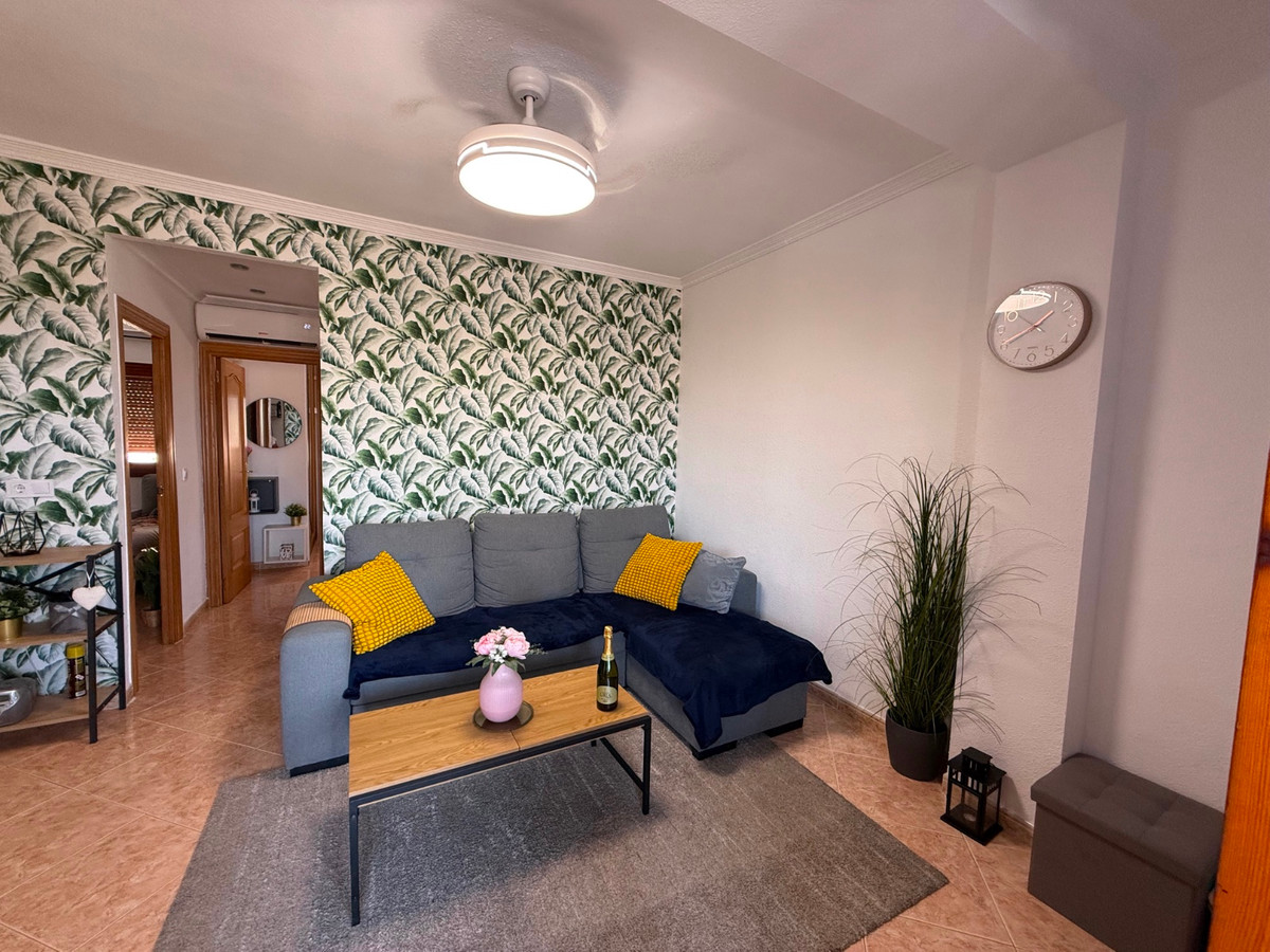 ShowFeedImage Apartment – Middle Floor Apartment in Torrevieja
