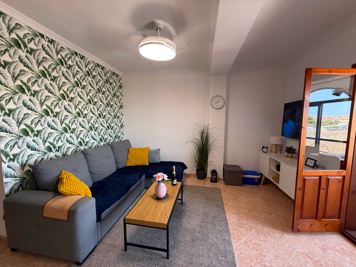 ShowFeedImage Apartment – Middle Floor Apartment in Torrevieja