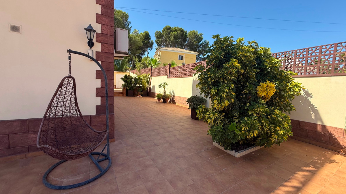 House – Detached Villa in Torrevieja