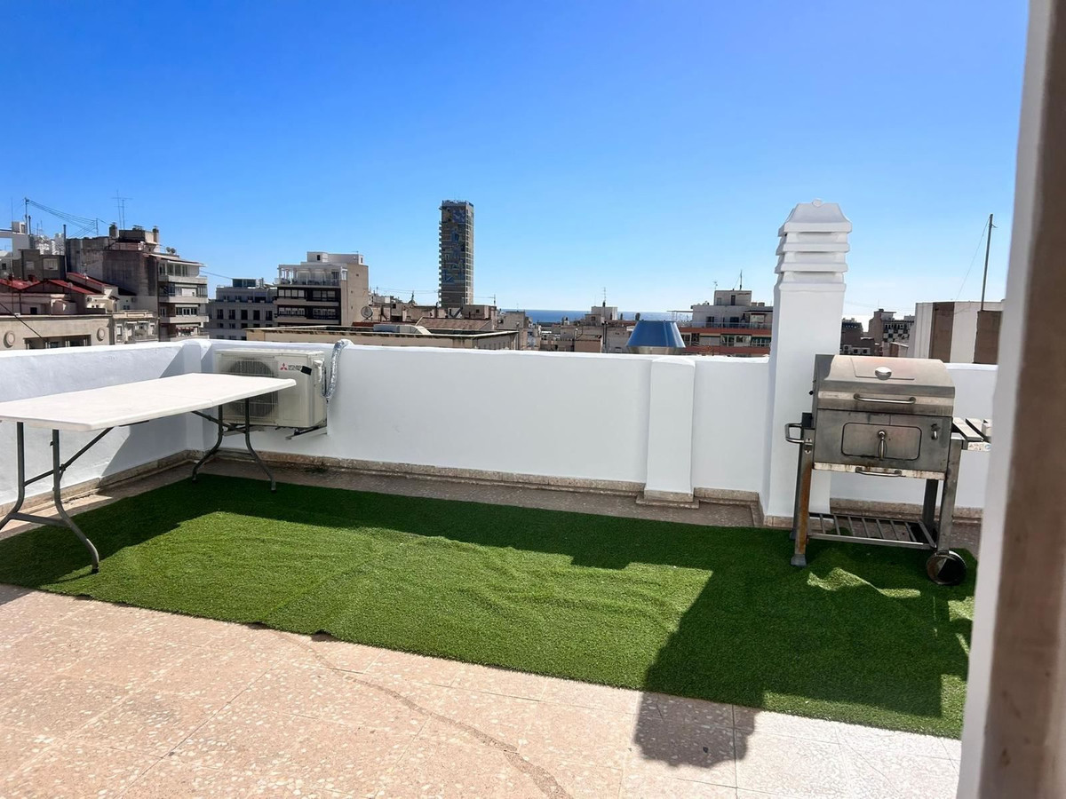 Apartment – Middle Floor Apartment in Alicante City