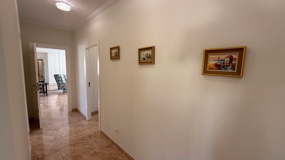 House – Detached Villa in Torrevieja