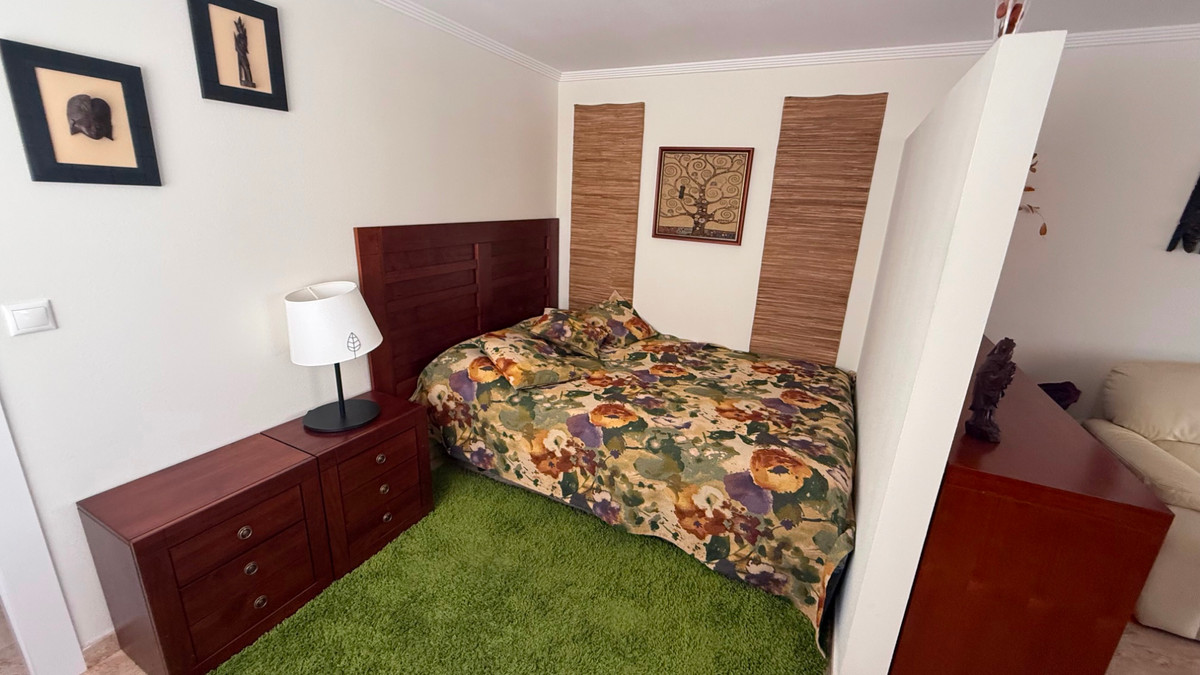 House – Detached Villa in Torrevieja