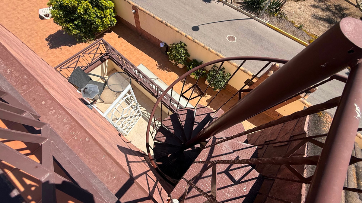 House – Detached Villa in Torrevieja