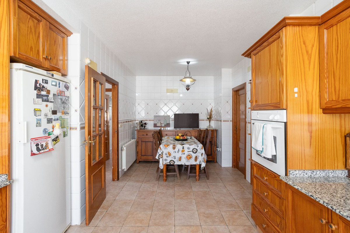 ShowFeedImage House – Detached Villa in Torrevieja