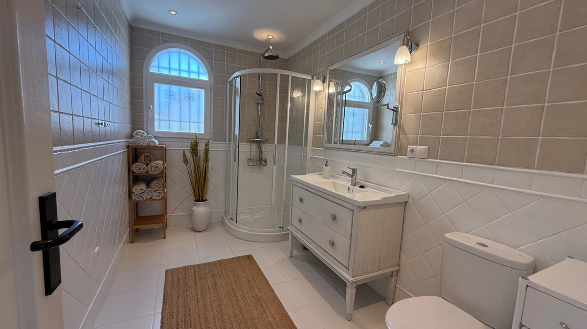 ShowFeedImage House – Detached Villa in Torrevieja