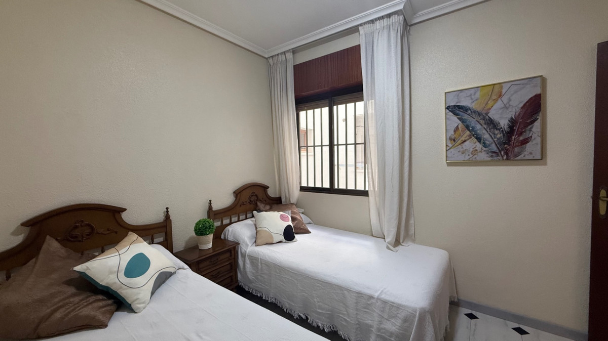 ShowFeedImage Apartment – Middle Floor Apartment in Torrevieja