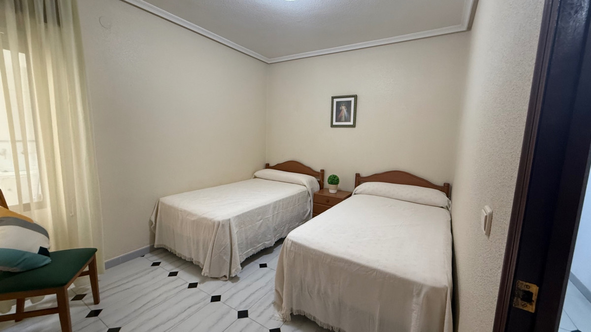 ShowFeedImage Apartment – Middle Floor Apartment in Torrevieja