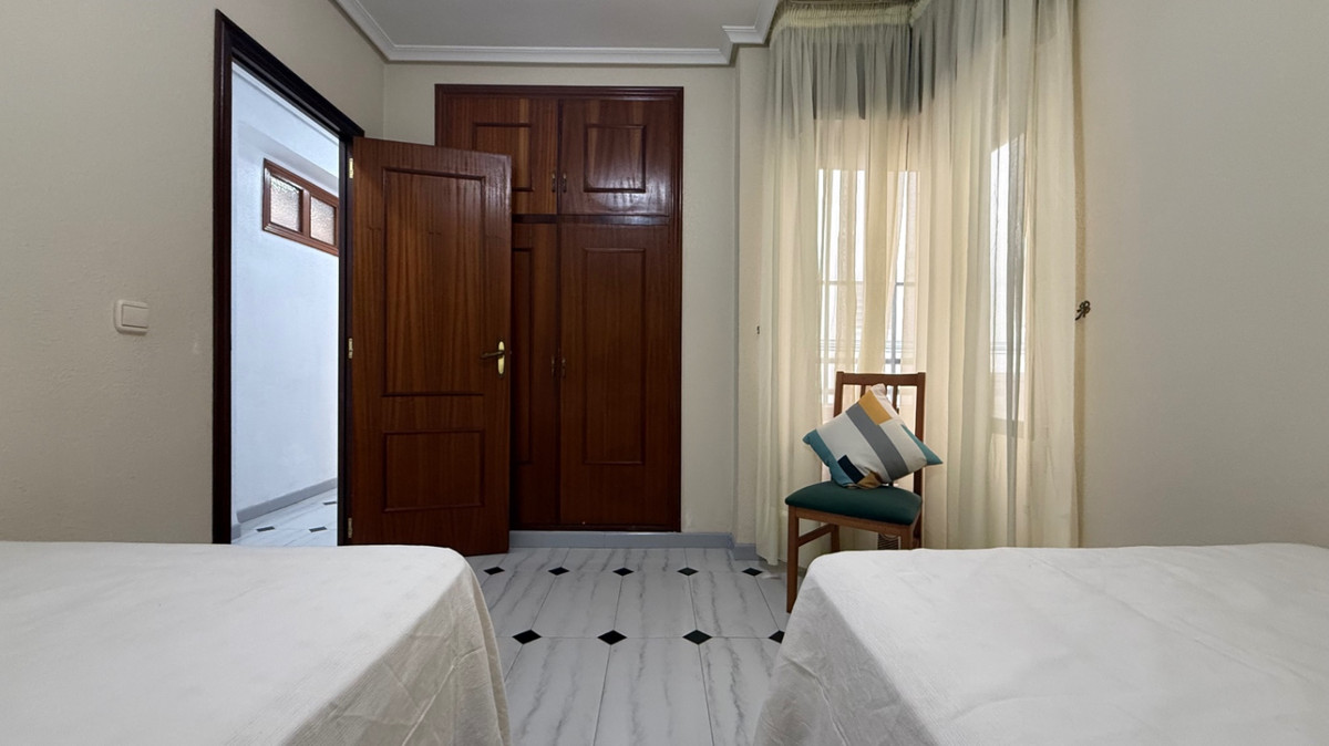 ShowFeedImage Apartment – Middle Floor Apartment in Torrevieja