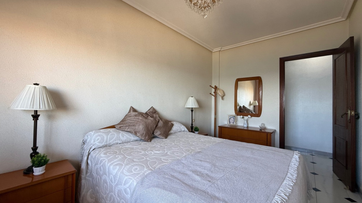 ShowFeedImage Apartment – Middle Floor Apartment in Torrevieja
