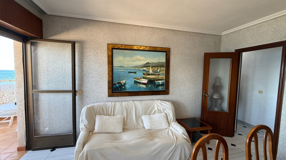 ShowFeedImage Apartment – Middle Floor Apartment in Torrevieja