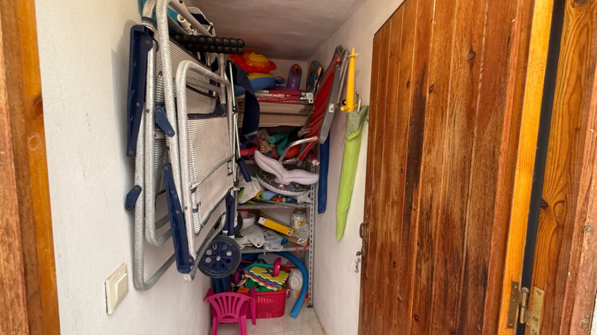 ShowFeedImage Apartment – Middle Floor Apartment in Torrevieja