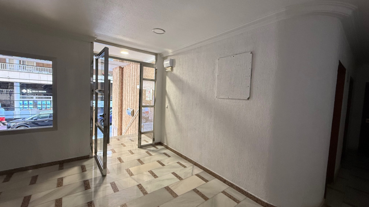 ShowFeedImage Apartment – Middle Floor Apartment in Torrevieja