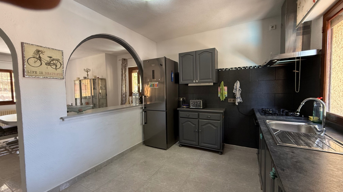 ShowFeedImage House – Detached Villa in Orihuela