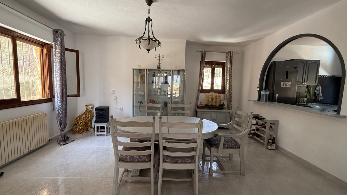 ShowFeedImage House – Detached Villa in Orihuela