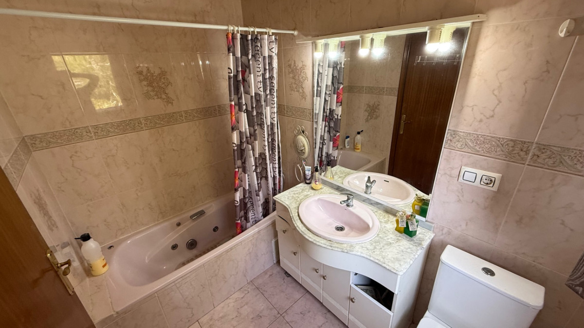 ShowFeedImage House – Detached Villa in Orihuela