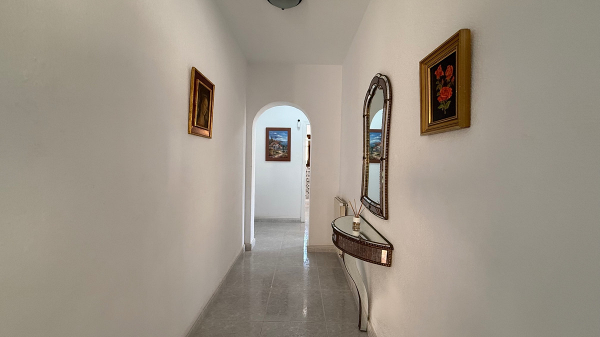 ShowFeedImage House – Detached Villa in Orihuela