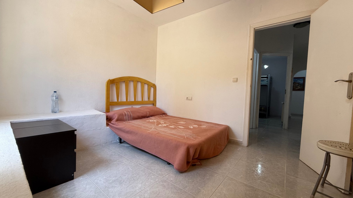 ShowFeedImage House – Detached Villa in Orihuela