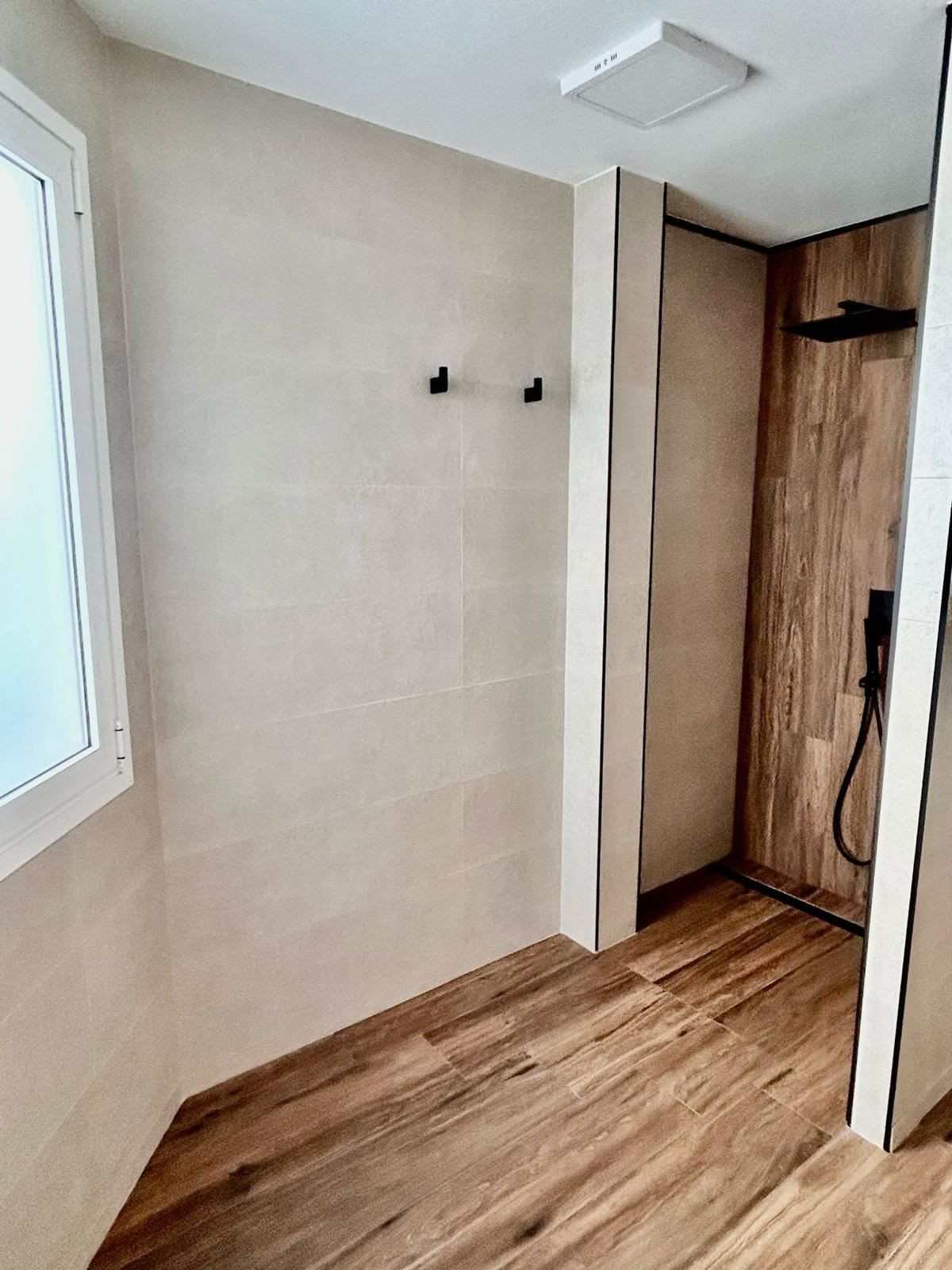 Apartment – Middle Floor Apartment in Alicante City