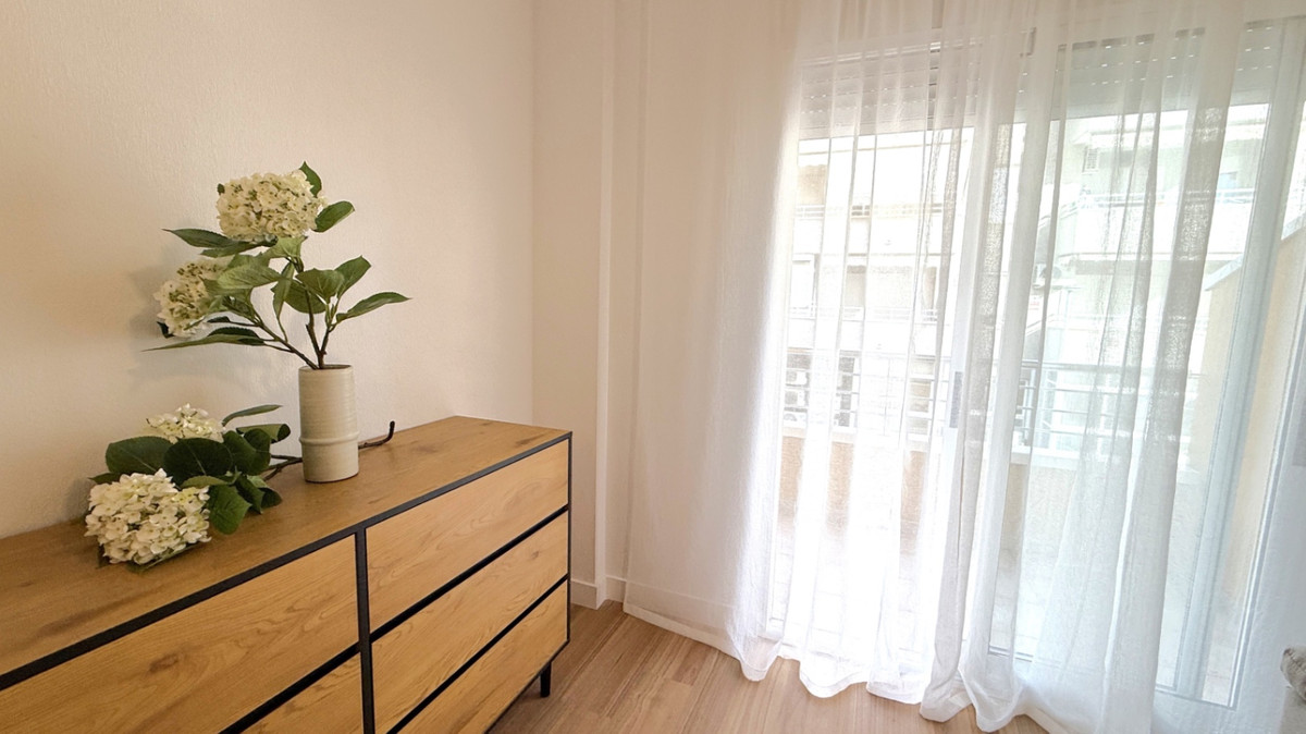 Apartment – Middle Floor Apartment in Torrevieja