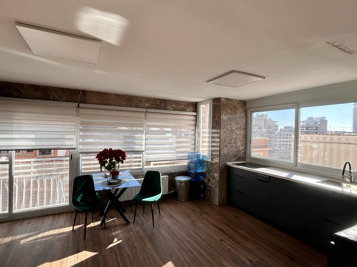 Apartment – Middle Floor Apartment in Alicante City