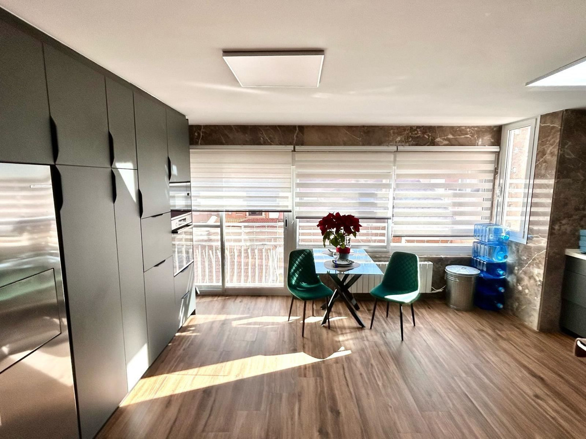Apartment – Middle Floor Apartment in Alicante City