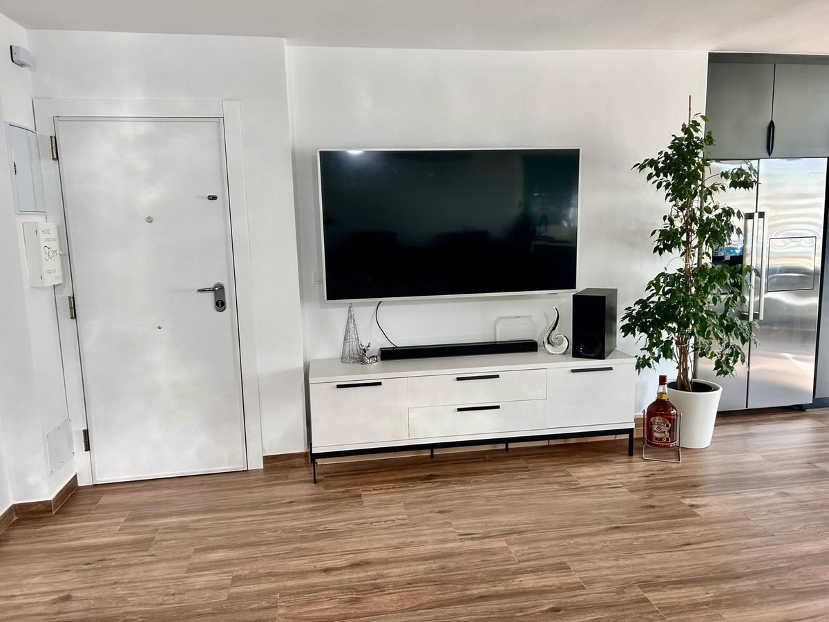 Apartment – Middle Floor Apartment in Alicante City