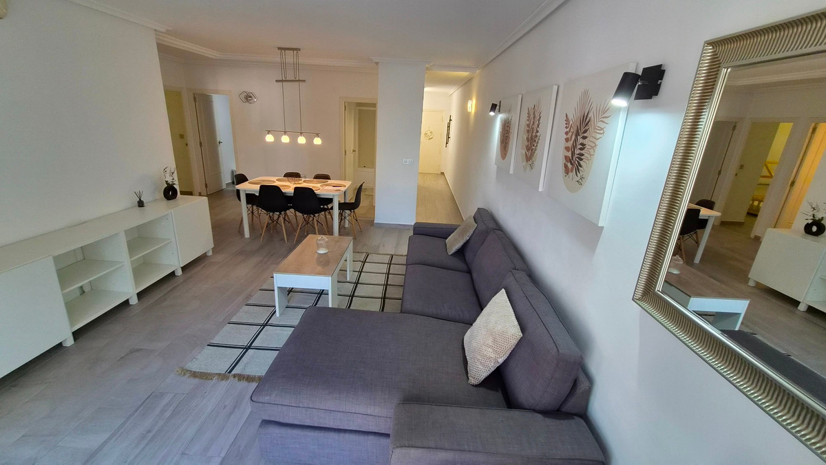 ShowFeedImage Apartment – Middle Floor Apartment in Torrevieja